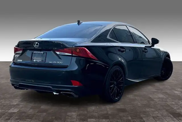 2020 Lexus Is 300 F SPORT 2 in Cars & Trucks in Strathcona County - Image 12