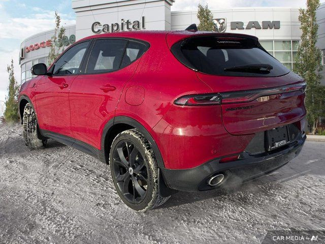 2024 Dodge Hornet R/T | BLACKTOP + TRACK PACK BUNDLE in Cars & Trucks in Edmonton - Image 4