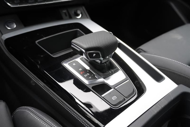 2024 Audi Q5 Progressiv 45 TFSI quattro 7sp S Tronic in Cars & Trucks in Calgary - Image 2