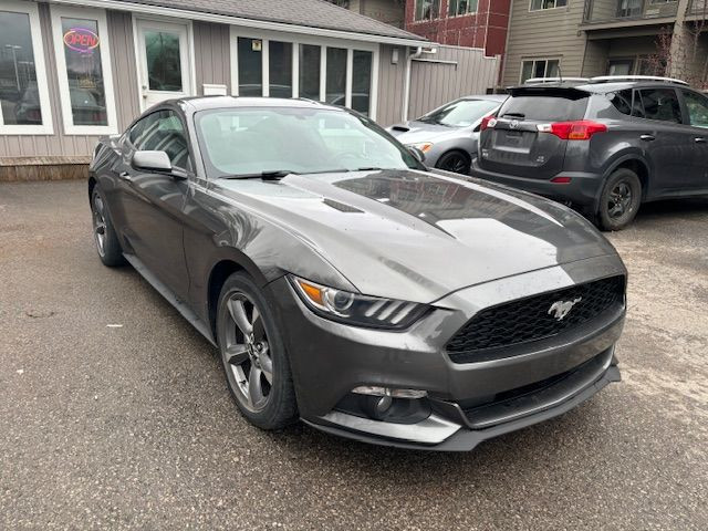 2015 Ford Mustang V6 1 OWNER NO ACCIDENTS ONLY 88000KM in Cars & Trucks in Cambridge - Image 3