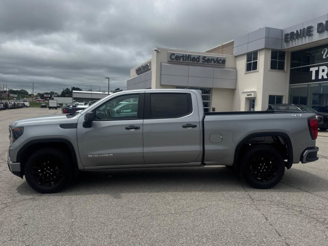 2024 GMC Sierra 1500 Pro HARD TO FIND STANDARD BOX // ONE OWN... in Cars & Trucks in Barrie - Image 3