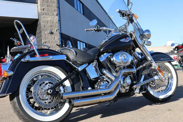 2008 Harley-Davidson FLDE in Street, Cruisers & Choppers in Strathcona County - Image 4