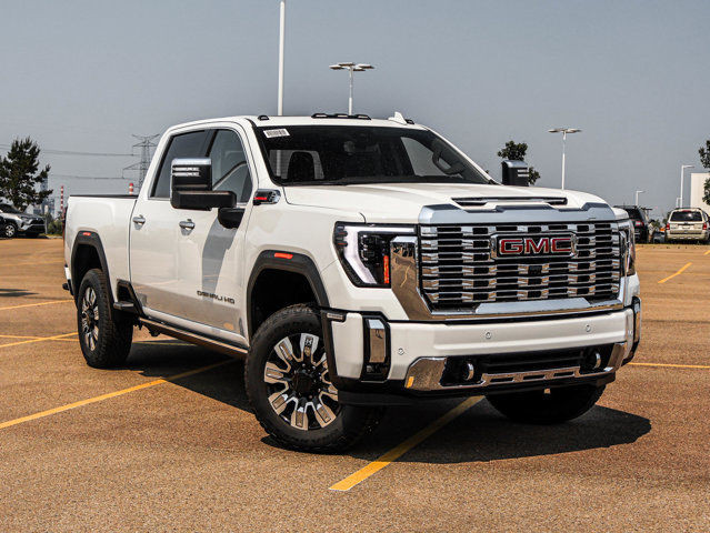 2025 GMC Sierra 3500HD Denali in Cars & Trucks in Strathcona County - Image 2