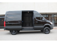 4X4!!! - RARE FIND BLACK ON BLACK 4X4!!! 2021 MERCEDES SPRINTER 2500 -- 144 - HIGH ROOF --4X4 -- 3 P... (image 8)