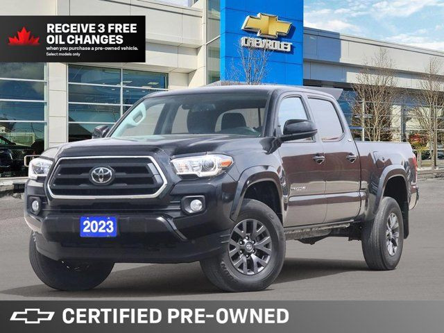 2023 Toyota Tacoma Accident Free | V6 | 4WD | Crew Cab in Cars & Trucks in Oshawa / Durham Region