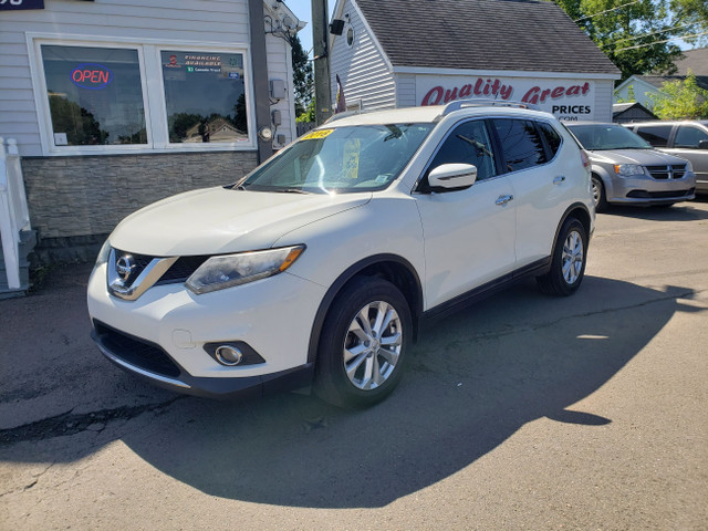 2016 Nissan Rogue SV in Cars & Trucks in Moncton