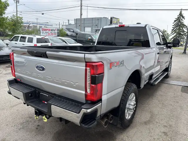 2023 Ford Super Duty F-350 SRW XLT | 6.7L DIESEL | CREW CAB | 8  dans Autos et camions dans Calgary - Image 5