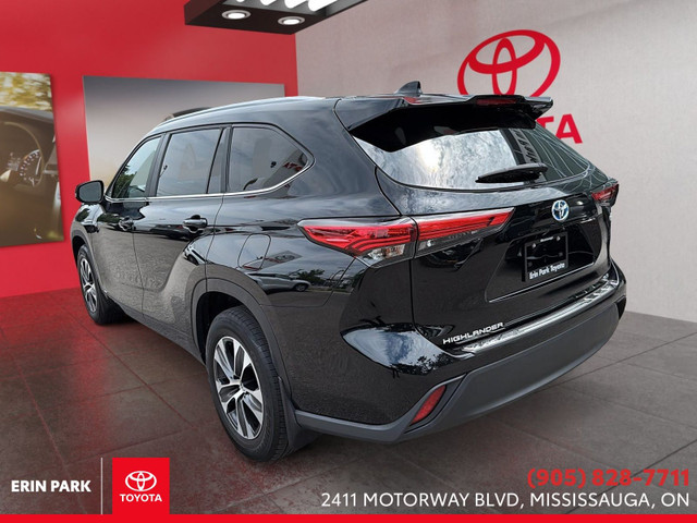 2023 Toyota Highlander Hybrid XLE in Cars & Trucks in Oakville / Halton Region - Image 4