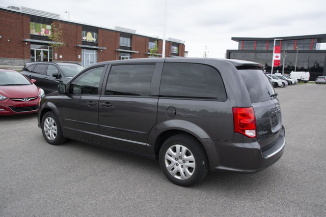 2016 DODGE GRAND CARAVAN SE in Cars & Trucks in Oshawa / Durham Region - Image 3