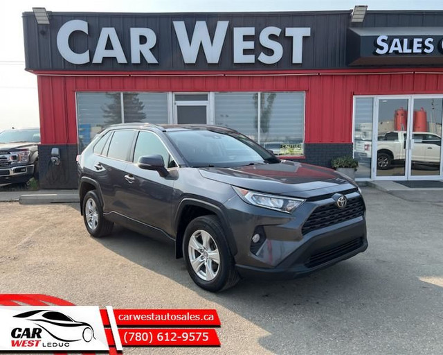 2019 Toyota RAV4 AWD XLE - voice control - 7" display in Cars & Trucks in Edmonton