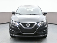 The 2023 Nissan Qashqai SV AWD is a smart and stylish compact SUV that delivers everyday practicalit... (image 1)