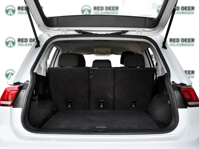 2021 Volkswagen Tiguan Trendline dans Autos et camions dans Red Deer - Image 8