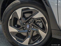 This Crosstrek Limited comes equipped with Wireless Charging, Apple CarPlay & Android Auto, Heated S... (image 8)