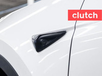 NO ACCIDENTS / CLEAN CARFAX / 1 OWNER / Front Heated Seats, Rear Heated Seats, Climate Control and m... (image 9)