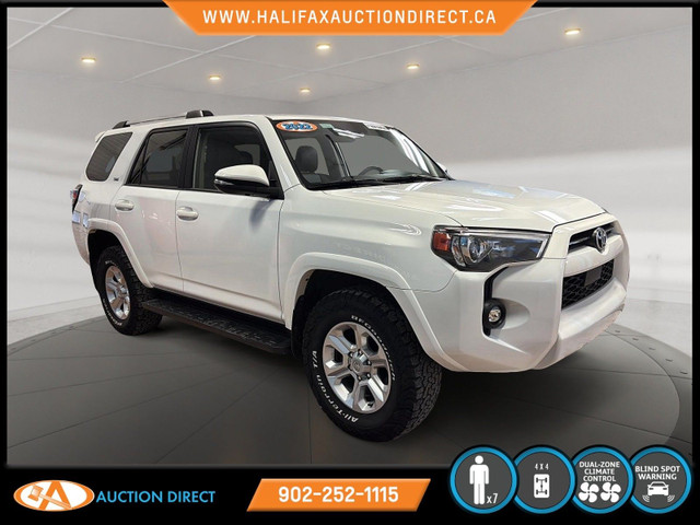2022 Toyota 4Runner LEATHER! SUNROOF! 3 ROWS! FINANCE NOW! in Cars & Trucks in Bedford - Image 3