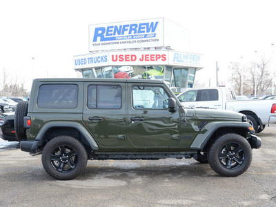 2023 Jeep Wrangler Sahara Altitude 4x4, LOW KMS! Nav, 