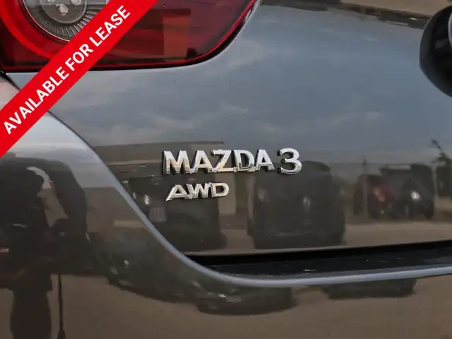 2020 Mazda Mazda3 GT Auto i-ACTIV AWD in Cars & Trucks in Hamilton - Image 21