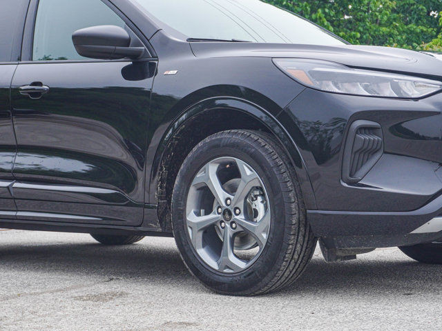 2023 Ford Escape ST-Line- Heated Seats / Steering - AWD in Cars & Trucks in Barrie - Image 4