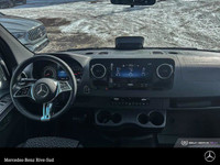 Mercedes-Benz Rive-Sud, la destination Mercedes-Benz par excellence. Bienvenue en première classe. D... (image 9)