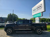 2022 Chevrolet Silverado 1500 4WD Crew Cab High Country with the 6.2L V8 and only 67,092kms. Clean h... (image 7)