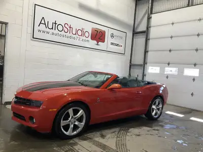 // JAMAIS ACCIDENTÉ! //Le Chevrolet Camaro 2011 version RS**CABRIOLET**3.6L**AUTOMATIQUE**MAGS** est...