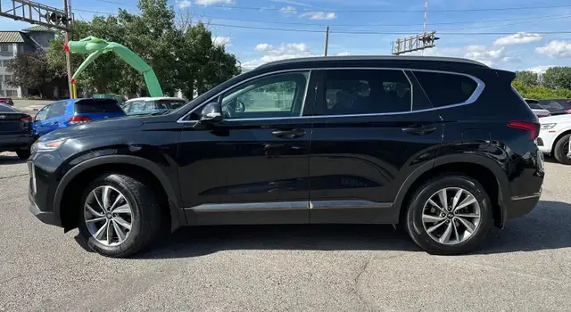 2019 Hyundai Santa Fe Preferred All Wheel Drive - Low Kms62863709385089121