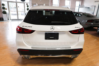 Special Finance Price: $39,999 | Cash Price: $41,499 2022 Mercedes-Benz GLA250 4MATIC - Low KM, No A... (image 4)