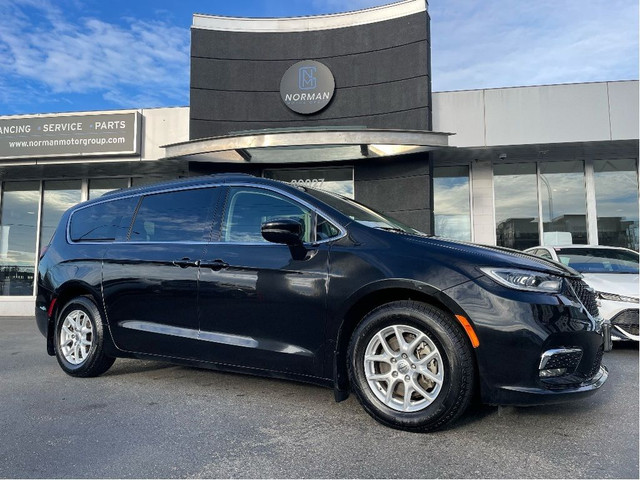 2022 Chrysler Pacifica Touring L PWR HEATED LEATHER PWR DOORS/HA in Cars & Trucks in Delta/Surrey/Langley
