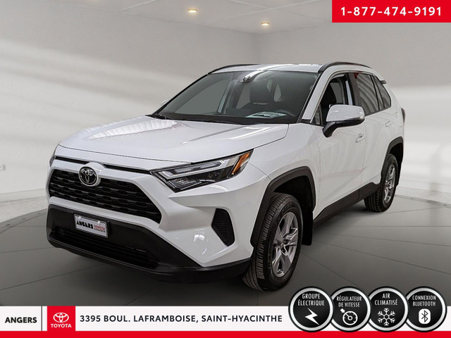 2022 Toyota RAV4 in Cars & Trucks in Saint-Hyacinthe