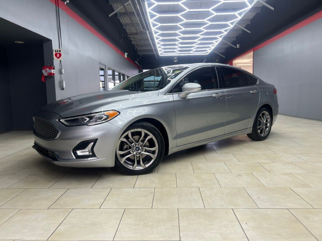 2020 Ford Fusion Hybrid in Cars & Trucks in Edmonton