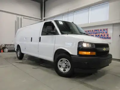 CLEAN CARFAX, ACCIDENT-FREE! EXPRESS 2500 155 WHEELBASE, 4.3L V6, AUTOMATIC, AIR CONDITIONING, POWER...