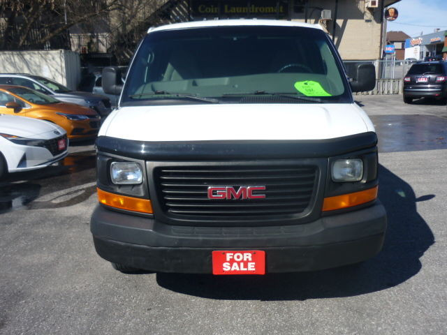 2008 GMC Savana Cargo Van 1500 in Cars & Trucks in Oshawa / Durham Region