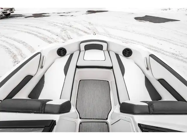 2025 Yamaha AR 195 in Powerboats & Motorboats in Québec City - Image 26