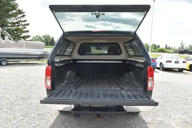 2012 Nissan Frontier dans Autos et camions dans Calgary - Image 6