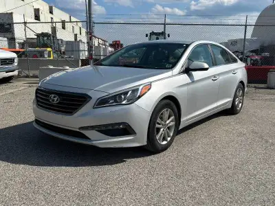2015 HYUNDAI SONATA SE EDITION LOW KM BACK UP CAM HEATED SEATS CERTIFICATION INCLUDED !!!!! 3 MONTH...