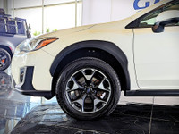 Comes equipped with: Power Mirrors, Sunroof , Halogen Headlamps, Courtesy lights, LED Headlights, LE... (image 9)
