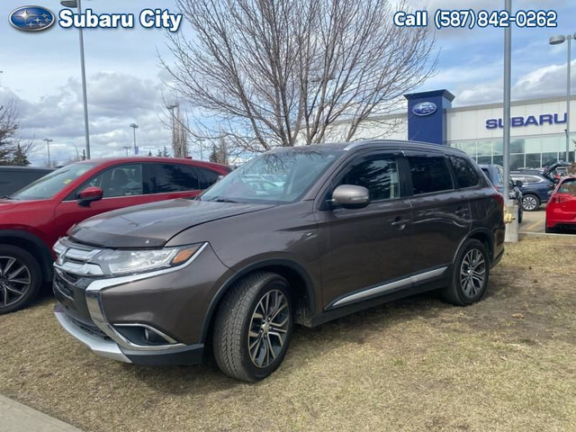 2016 Mitsubishi Outlander SE in Cars & Trucks in Edmonton