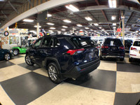 SUV ....... XLE PREMIUM WITH LEATHER INTERIOR ......... 2.5 LITER 4-CYLINDER ENGINE WITH 203HP AND 1... (image 4)