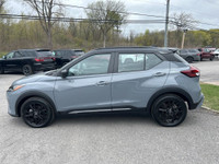 No reported accidents. Low milage. Equipped with heated steering, heated seats, 360 back up camera,... (image 3)