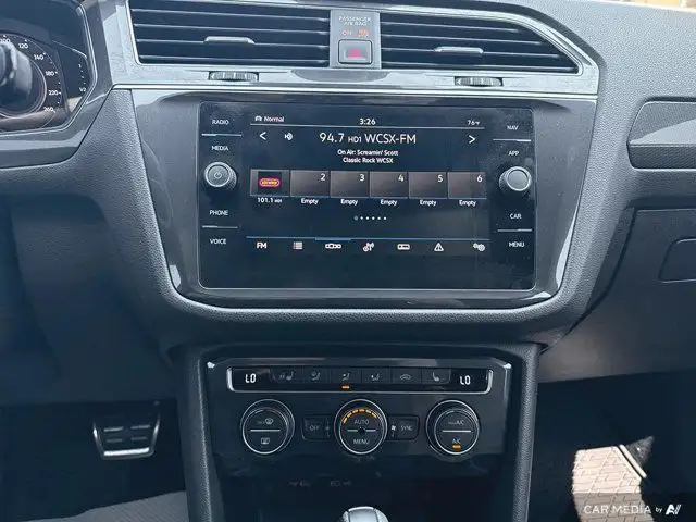 2021 Volkswagen Tiguan Highline | Heated Seats dans Autos et camions dans Région de Windsor - Image 24