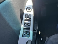 Hyundai Accent HB 5 portes boîte automatique GL Tissu A/C 2017 à vendreJAMAIS ACCIDENTÉ & UN SEUL PR... (image 9)