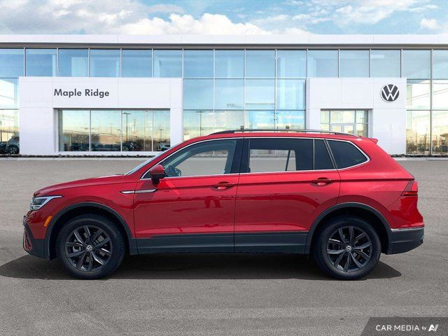 2024 Volkswagen Tiguan Comfortline | AWD | Sunroof | Blind Spot in Cars & Trucks in Tricities/Pitt/Maple - Image 2