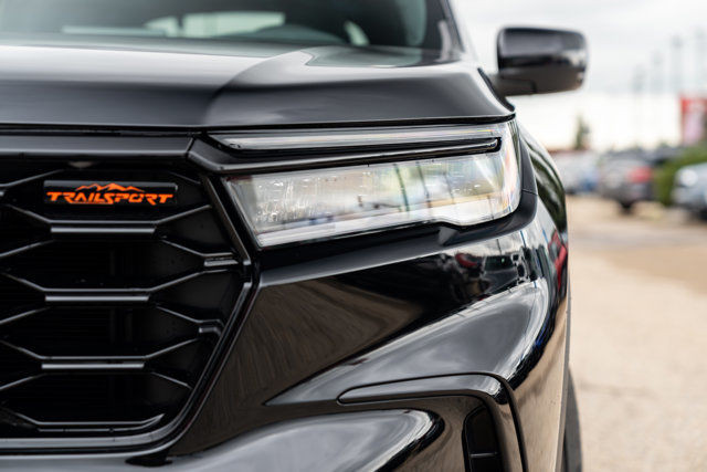 2025 Honda Pilot TrailSport in Cars & Trucks in Edmonton - Image 4