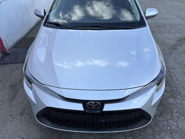 2020 Toyota Corolla LE | FUEL EFFICIENT SEDAN | HEATED SEATS in Cars & Trucks in Calgary - Image 2