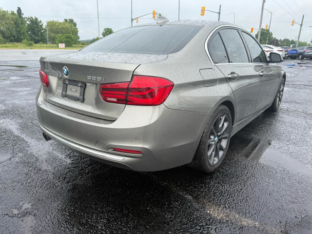 2016 BMW 3 Series 328i xDrive AWD in Cars & Trucks in London - Image 3