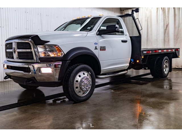 2012 Ram 5500 4x4 Reg Cab SLT Deck Diesel in Cars & Trucks in Calgary - Image 4