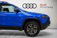 This Jeep Cherokee boasts a Intercooled Turbo Premium Unleaded I-4 2.0 L/122 engine powering this Au... (image 4)