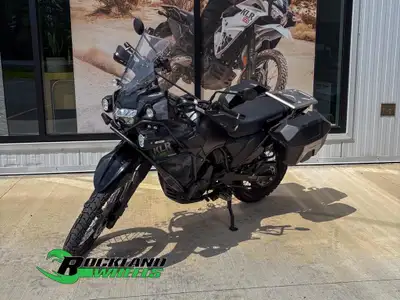 2023 Kawasaki KLR650 ADVENTURE Découvrez la fiabilité robuste et la polyvalence inégalée de la Kawas...
