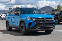 Experience style and versatility with the 2024 Volkswagen Taos Comfortline Black Edition. This compa... (image 2)