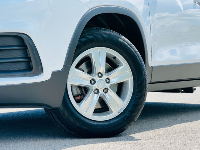 2019 Chevrolet Trax LT AWD Reverse Camera, Bluetooth, Turbocharg in Cars & Trucks in St. Catharines - Image 2